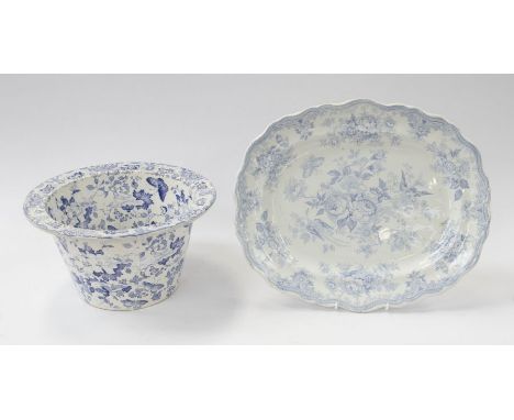 A late 18th/early 19th Century commode pot with internal and external blue and white foliage and butterfly detail, North Coun