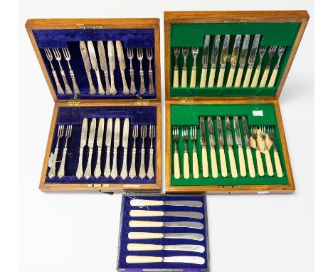 A set of twelve Victorian ornate Elkington plate fruit knives and forks, stamped, in fitted oak canteen (one fork lacking) to