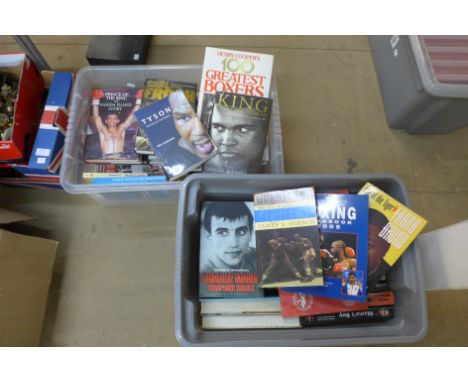 Assorted vintage boxing books, including books by Carl Froch, Mike Tyson, David Haye, etc. 