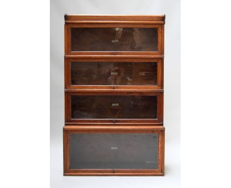 A four shelf Globe-Wernicke glazed bookshelf, 87 x 36 x 138cmH