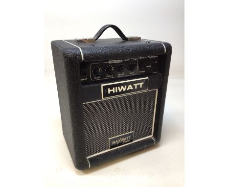 Hiwatt Maxwatt Series Hurricane bass guitar amplifier. AF, untested. Good visual condition.W:26.5cm x D:19cm x H:32cm