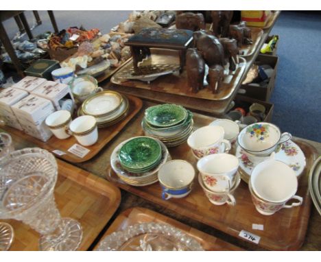 Tray of assorted china to include various boxed James Herriot Border Fine Arts mugs in original boxes, British Heritage Colle