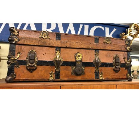 BANDED STEAMER TRUNK WITH APPLIED CUNARD WHITE STAR LABELS