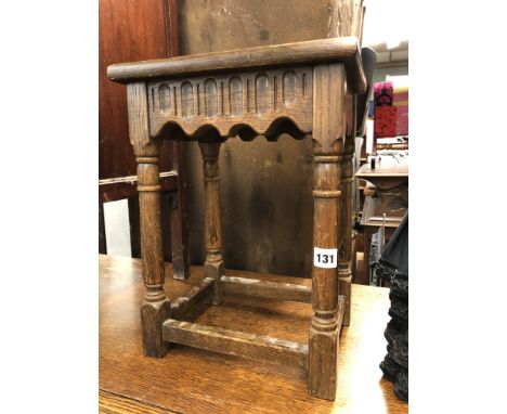 SMALL OAK STOOL