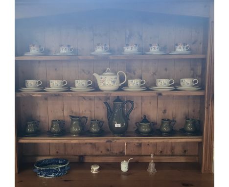 Assorted tea/coffee ware part sets including 6699 Colclough cups, saucers, and side plates, an olive and black coffee set (ma