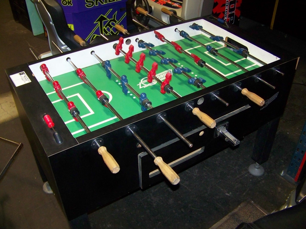 FOOSBALL TABLE DYNAMO COIN OPERATED Item is in used condition. Evidence