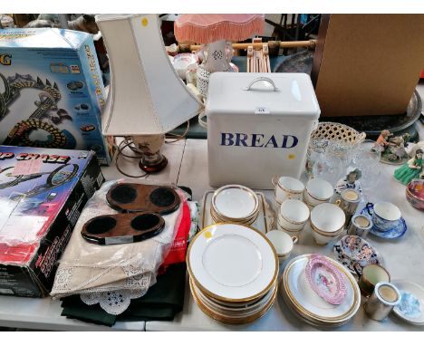 MIXED ITEMS - ENAMEL BREAD BIN, ORIENTAL LAMP, CERAMIC SET ETC 