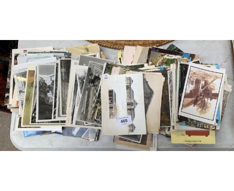 A LARGE COLLECTION OF VINTAGE POSTCARDS 