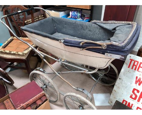 A 1950's / 60's coach built pram (a.f. collectors' item / prop use only) 