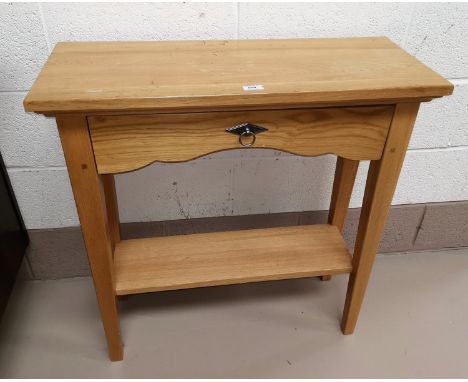 A modern light oak 2 tier hall/side table 