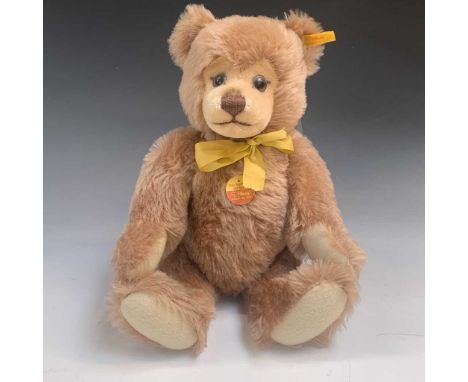 Teddy Bear - Steiff. Pink/ brown. Musical wind up bear. Modern no certificate.