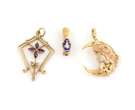 Mixed group of jewellery, crescent pendant, with profile of a lady, in three colours, stamped 14 ct, 2.8 x 2.1cm, enamel maso
