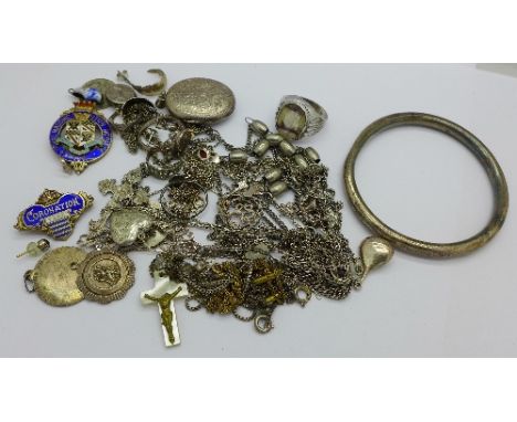 A collection of silver and white metal jewellery, 148g