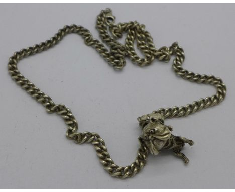 A silver chain with bulldog pendant, 46g
