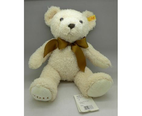 A Steiff Teddy bear, 35cm, (cream)