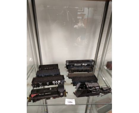 Canadian Maine central 953 train model together with rolling stock. 