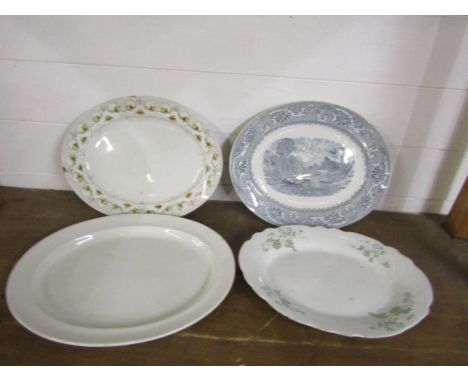 4 Vintage ceramic meat platters&nbsp;