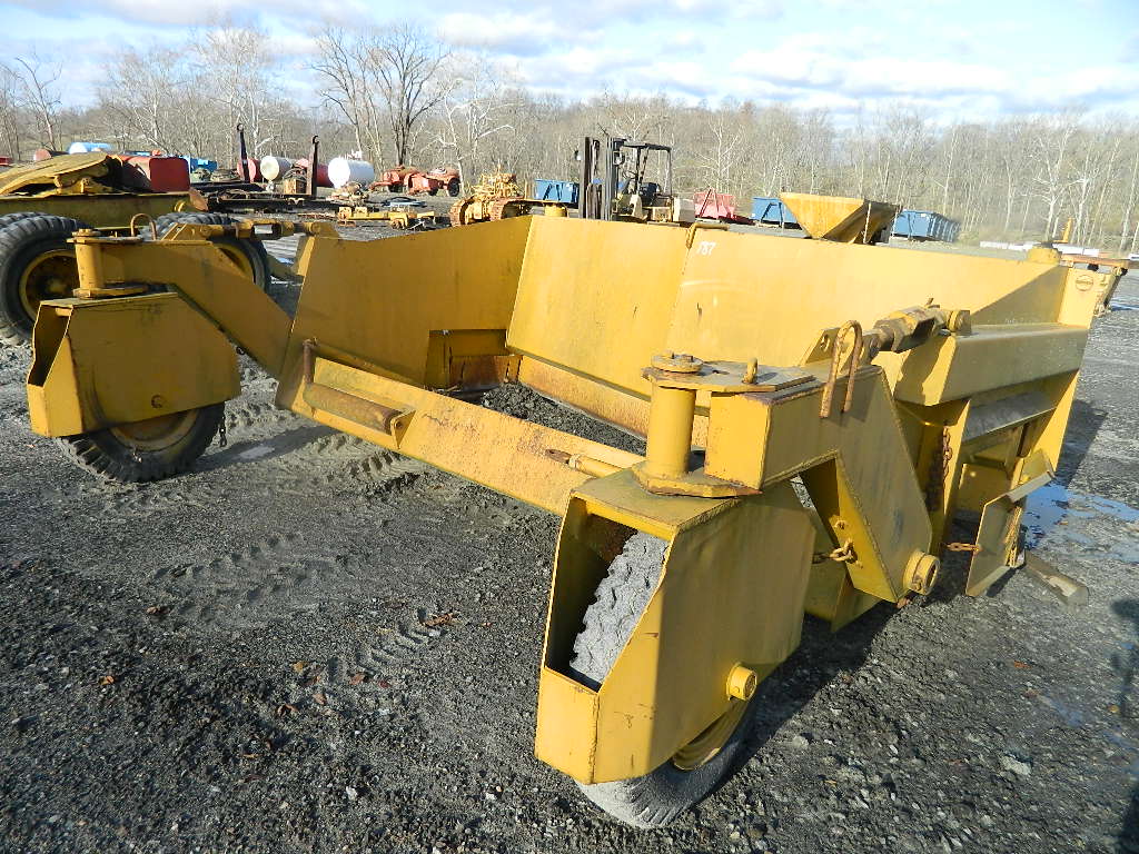 10' JERSEY SPREADER, MODEL 102 GRAVEL SPREADER
