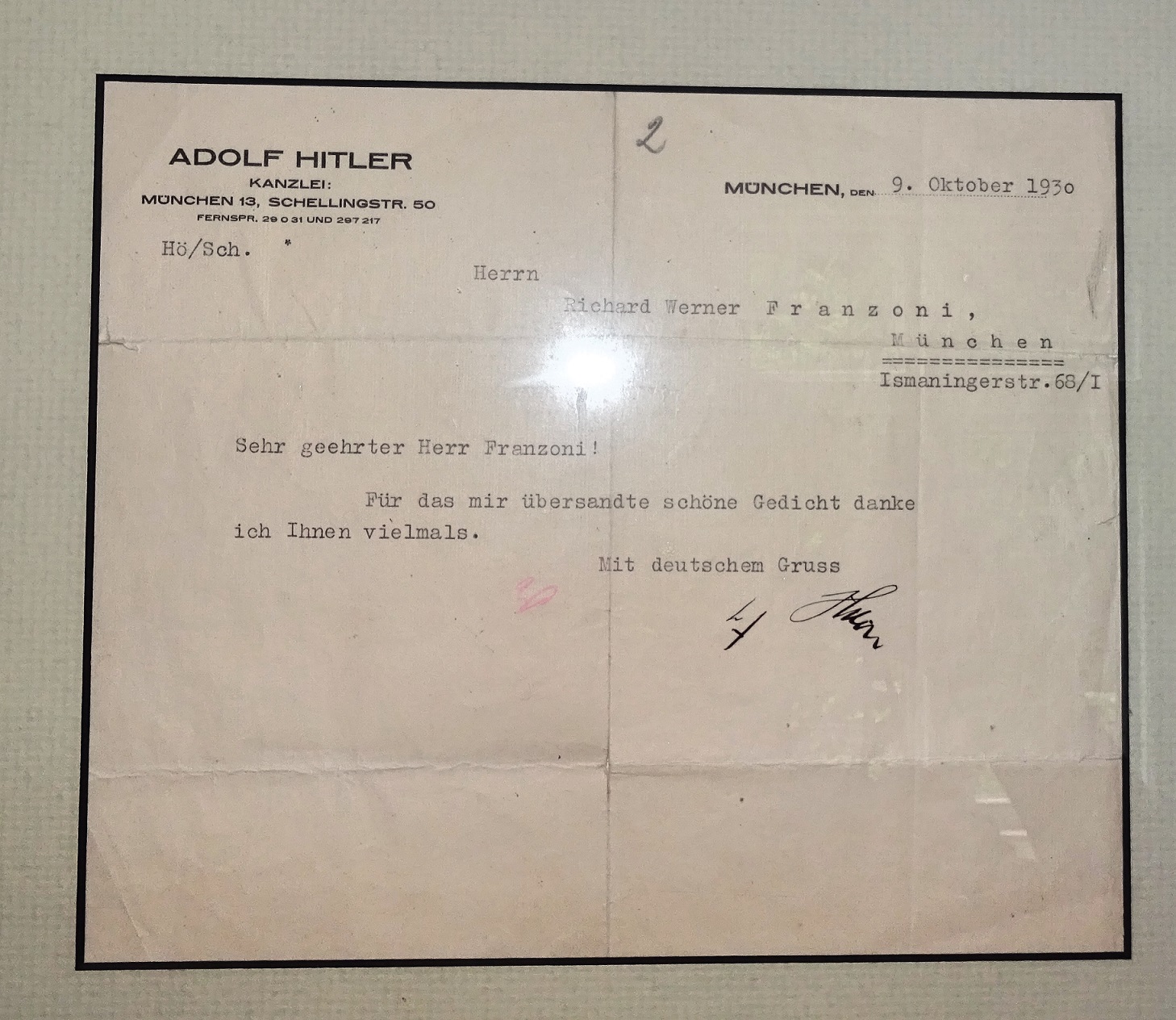 Adolf Hitler autograph, type written letter 20cm z 17cm on Munich