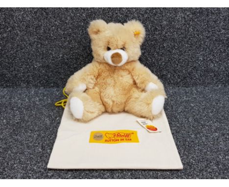 Steiff 660696 Bertha the Bean bear Danbury, limited edition. In mint condition with original bag