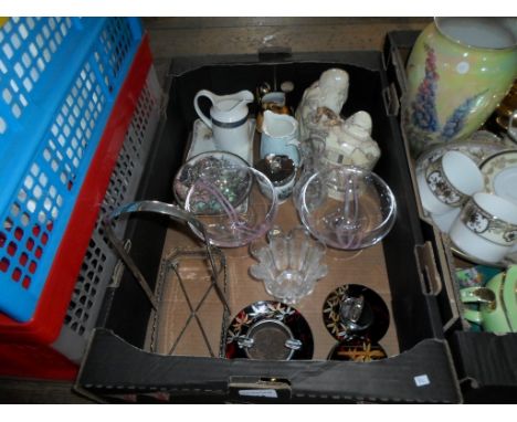 A mixed lot to include a Royal Worcester egg coddler, glass bowls, a Dartington crystal spill vase,  a mid-20th century Orien