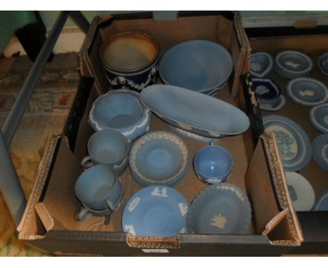 A mixed quantity of Wedgwood blue and white Jasperware, to include: cups & saucers, a planter and other items.