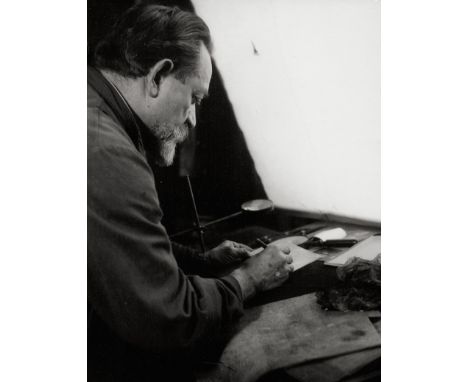 Orlik, Emil -- Photographer: Heinz von Perckhammer and Emil Orlik. Emil Orlik etching and reproduction photo of the painting 