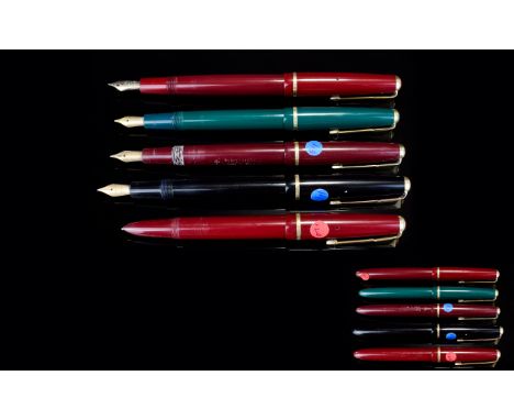 Parker Fountain Pens - Excellent Collection of Vintage Parker Pens ( 5 ) Five In Total. Comprises 1/ Parker Slim-fold UK Foun