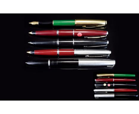 Excellent Collection of Vintage Parker Fountain Pens ( 5 ) Five In Total. Comprises 1/ Parker Slim-fold Fountain Pen. Maroon 