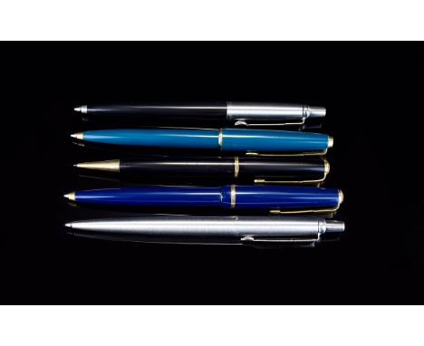A Good Collection Of Vintage Parker (4) Ballpoint Pens And Propelling Pencils (1) (5) Five in total. All pens in good conditi
