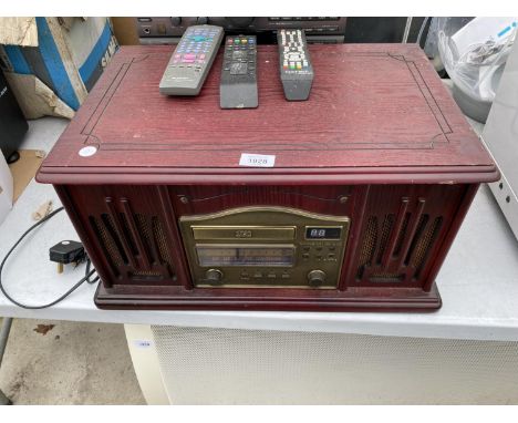A RETRO STYLE RECORD PLAYER 