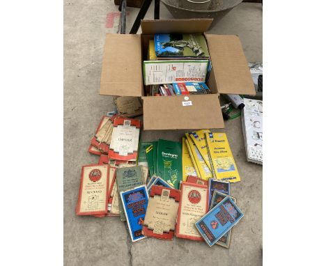 A LARGE ASSORTMENT OF VINTAGE MAPS TO INCLUDE ORDNANCE SURVEY AND MICHELIN ETC 