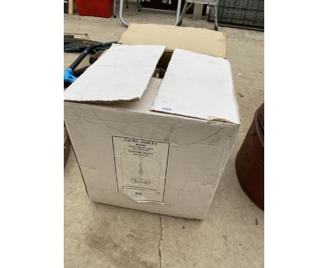 A BOXED LAURA ASHLEY GREEN GLASS FIVE ARM CHANDELIER LIGHT FITTING 