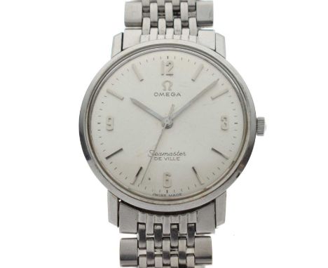 Omega - Gentleman's Seamaster De Ville stainless steel wristwatch, having a silvered dial with applied baton and quarter Arab