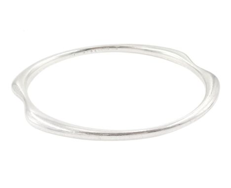 Georg Jensen silver bangle, No. 155, designed by Nanna Ditzel, London import mark 1996, boxedCondition Report:Approx 32.2gm, 