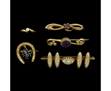 Victorian and later gold jewellery including two amethyst and pearl brooches and a horseshoe brooch, suspending a blue stone 