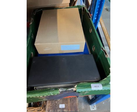 A box of assorted stamp albums, GB, Commonwealth and World. 