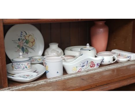 Poole pottery - 18 items 