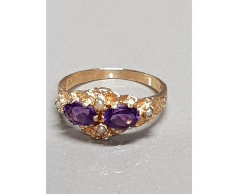 9CT GOLD AMETHYST AND PEARL RING GROSS WEIGHT 2.3G