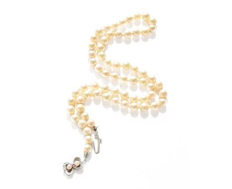 A Cultured Pearl Necklace, with a ruby and cultured pearl clasp stamped '750', length 48.5cmGross weight 24.4 grams.