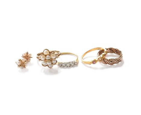 A Small Quantity of Jewellery, including a 9 carat gold Clogau band ring, finger size N; a diamond five stone ring, unmarked,