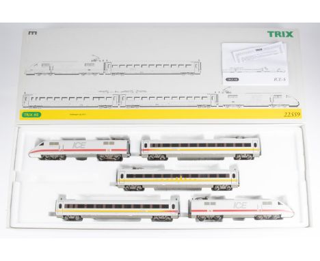 A scarce and impressive Trix 'HO' gauge modern DB ICE high speed train pack. (22559). Comprising two ICE 2 power cars, plus 3