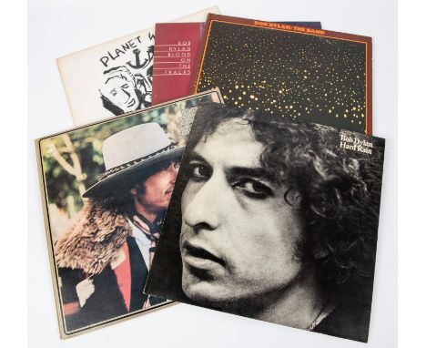 5x Bob Dylan LP record albums and 2x box sets. Hard Rain. Desire. Before the Flood. Blood on the Tracks. Planet Waves. Box se