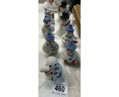 8 Wade Mr Snow flakes family snowmen ceramic figures