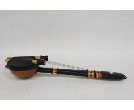 A SIX STRING GHANAIAN KORA LUTE FROM WEST AFRICA 