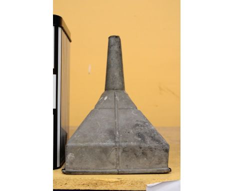 A LARGE VINTAGE METAL OIL/PETROL FUNNEL 