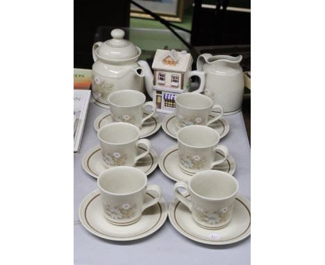 A ROYAL DOULTON "FLORINDA" LAMBETHWARE 1977 TEA SET TO INCLUDE CUPS, SAUCERS, LARGE JUG AND TEA POT PLUS A NOVELTY "FISH AND 