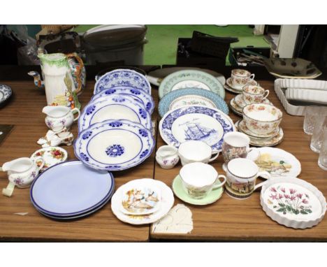 A LARGE MIXED CERAMICS LOT TO INCLUDE VINTAGE CUPS, SAUCERS, AND PLATES, BLUE AND WHITE BOWLS, CABINET PLATES TO INCLUDE AYNS