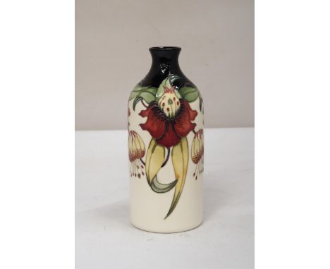A MOORCROFT ANNA LILY MILK VASE SIGNED K. GOODWIN - 25 CM 