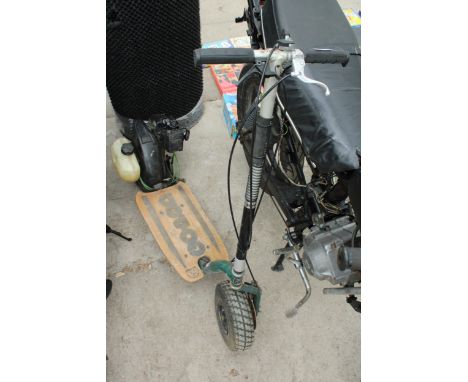 A GO PED PETROL ENGINE SCOOTER 